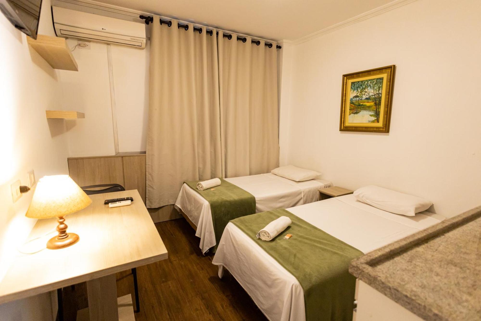 Hotel Golden Star Curitiba Exterior photo